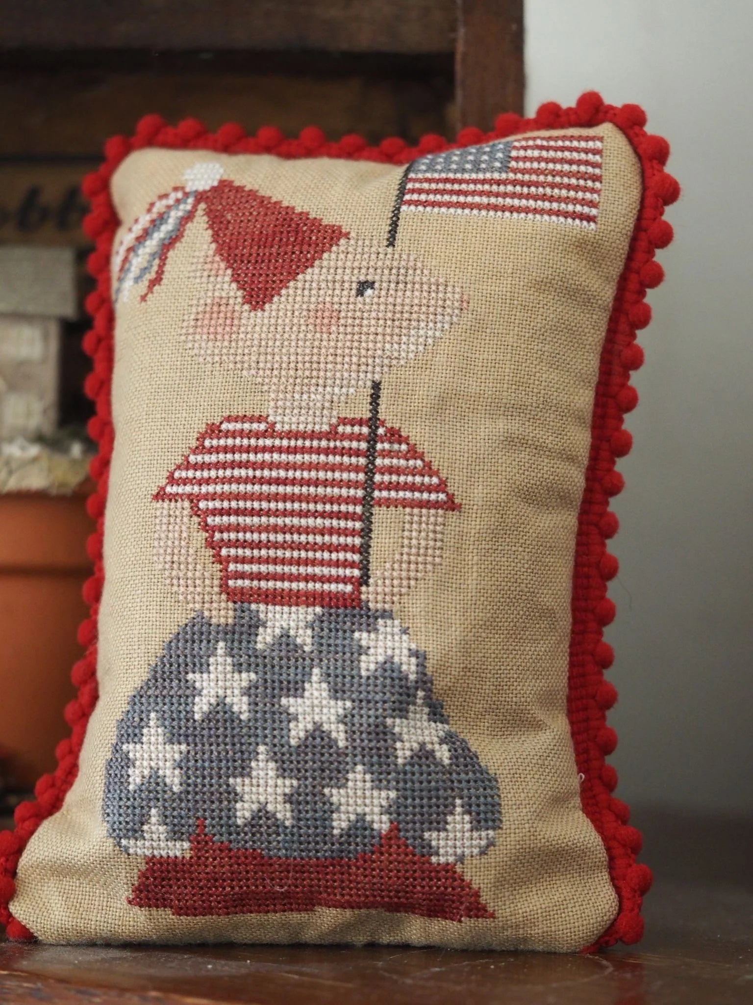 Miss Independence Mouse | The Stitchery Sisters