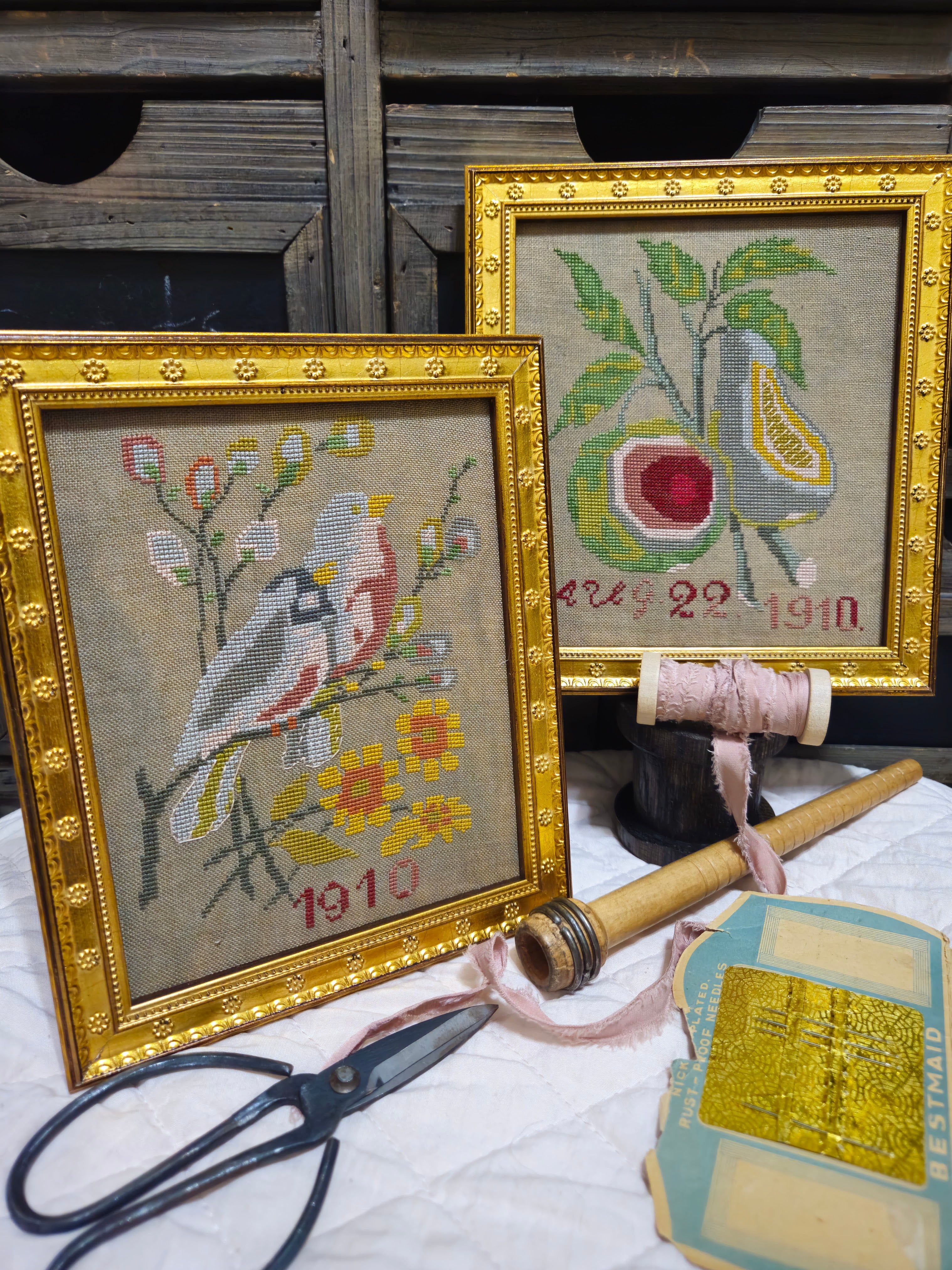 1910 Bird and Pear | Quaint Rose Needlearts