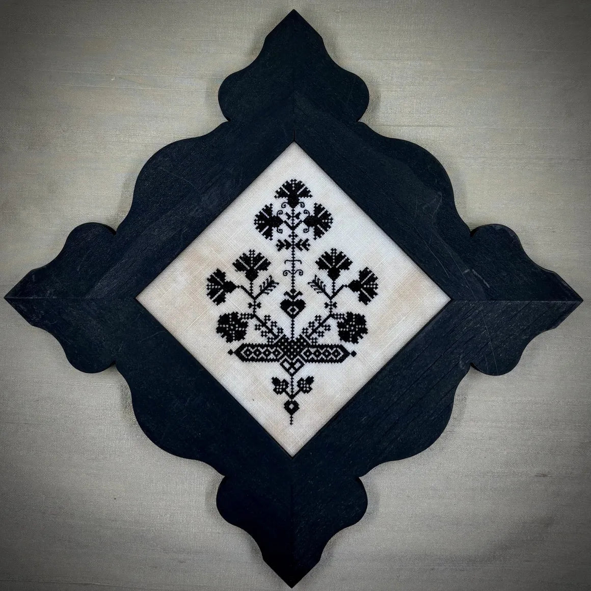 Arabesque | Needlemade Designs