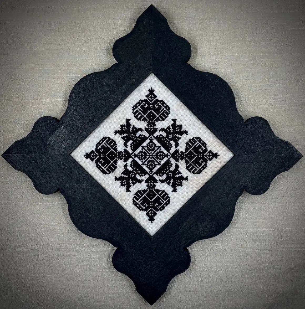 Baroque | Needlemade Designs