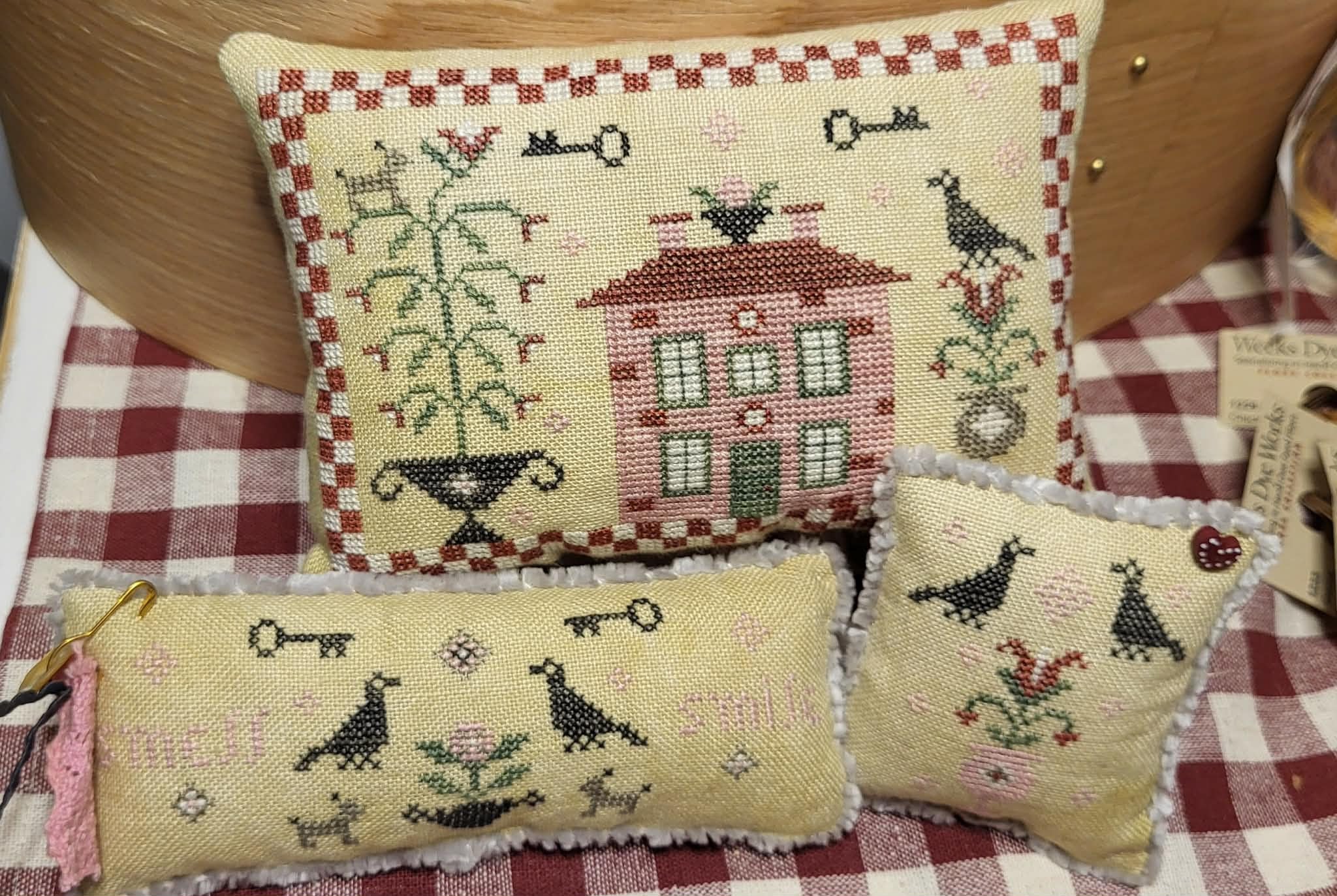 Checkerboard Series #7 Garden House Trio | The Spanish Stitcher