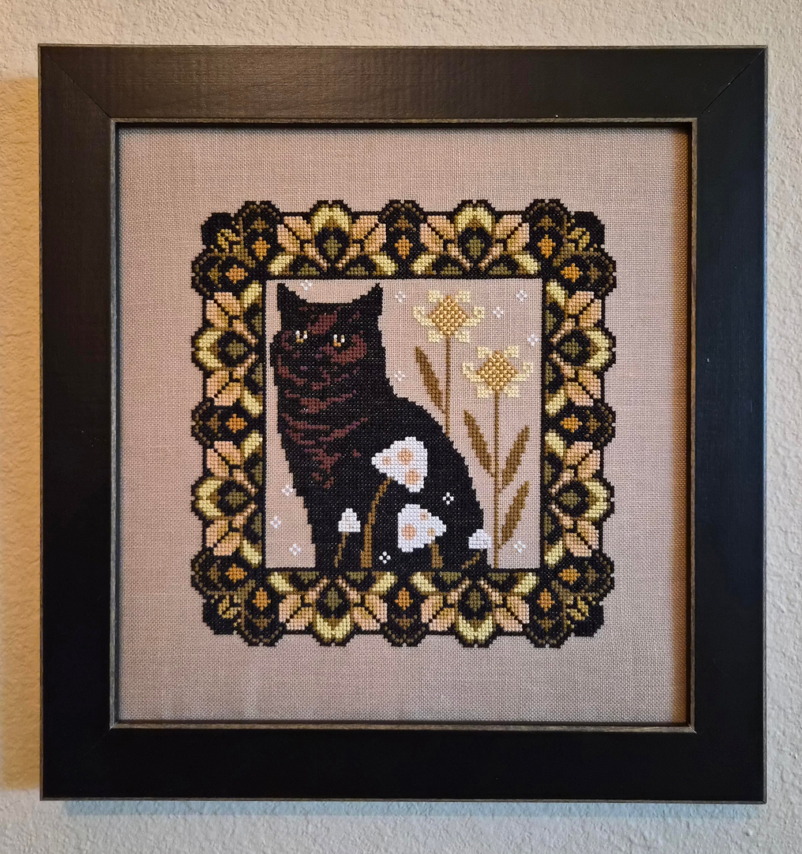Chonky Forest Kitty | Artsy Housewife