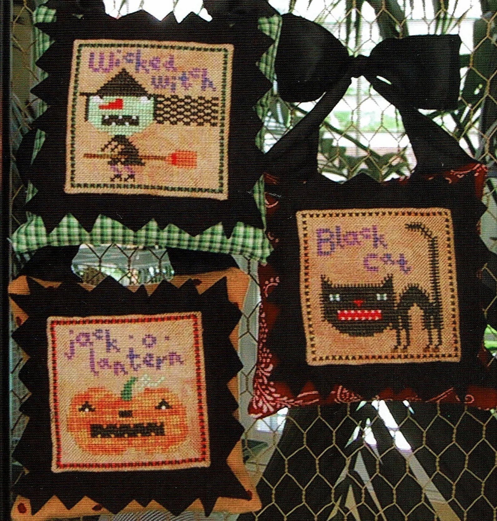 Halloween Icons (#024) | Birds of a Feather