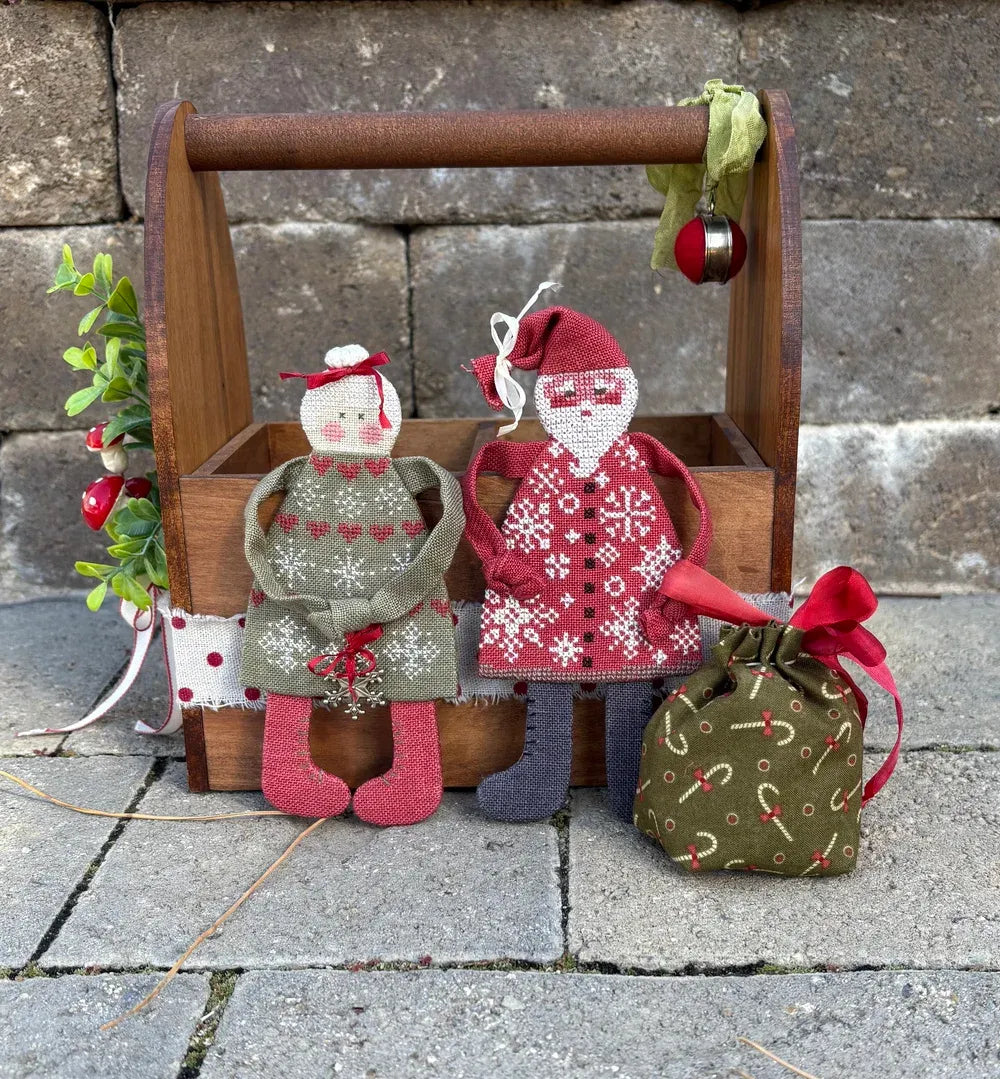 Stitchy Folk - Mr & Mrs C | Under the Garden Moon