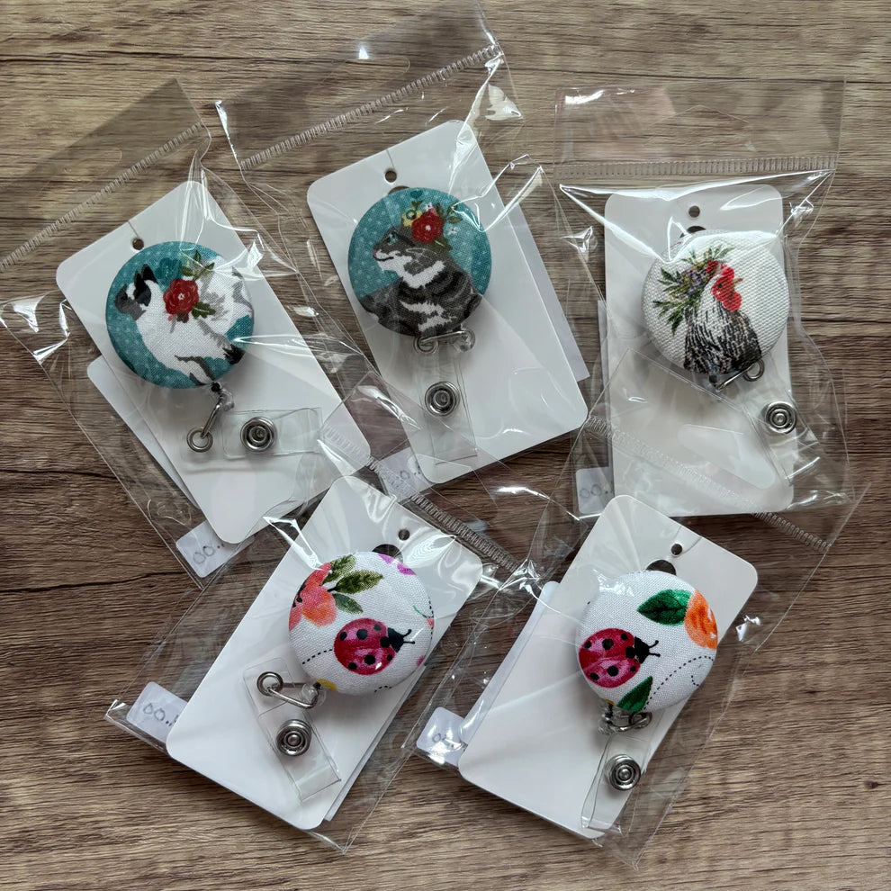 The Original Scneedle Minder | Cottage Cat