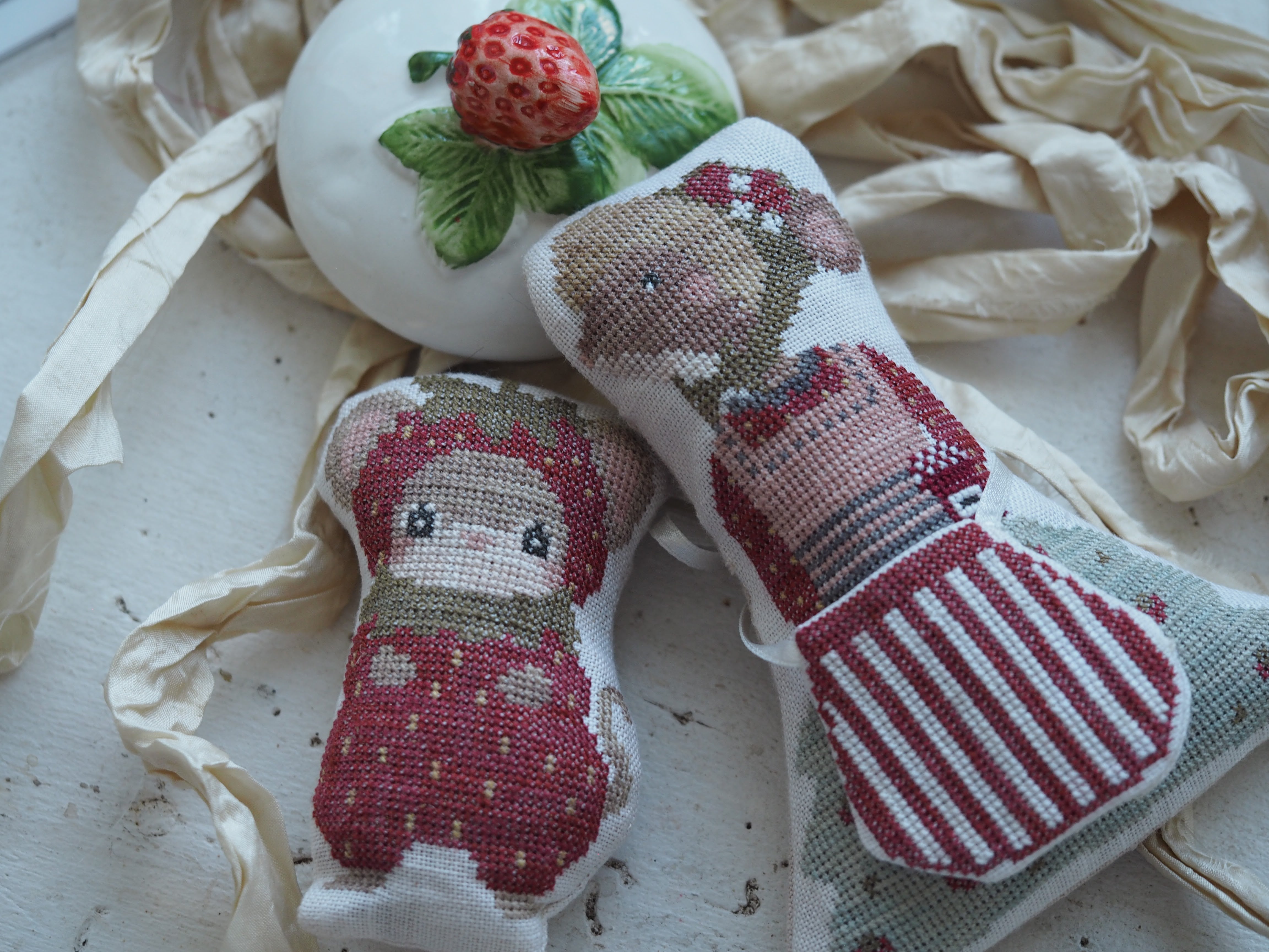 Strawberry Mouse | The Stitchery Sisters