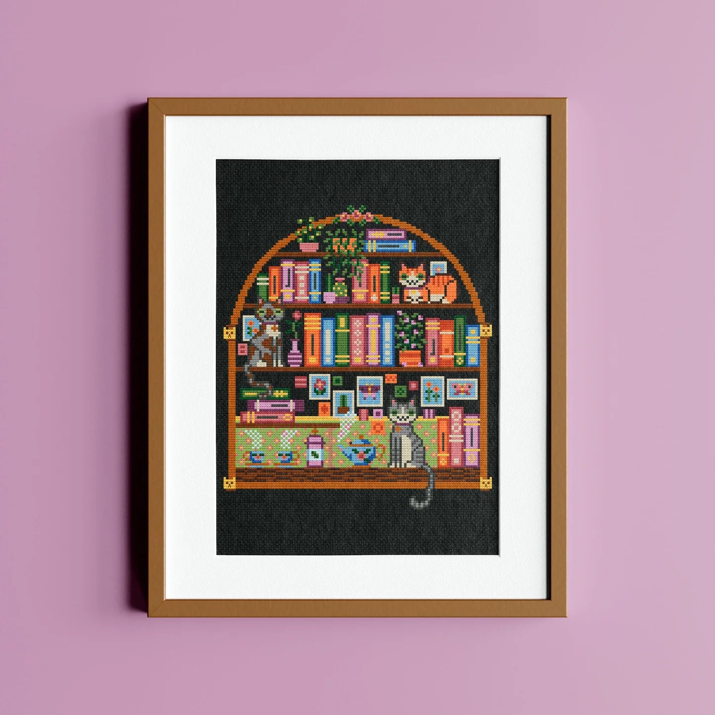 Book Nook With Cats | Una Buena Pieza