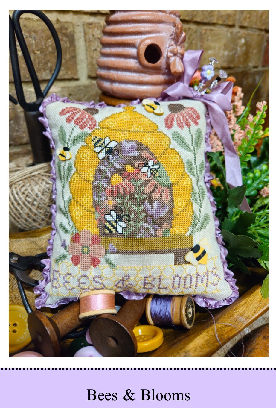 Bees & Blooms | Quaint Rose Needlearts