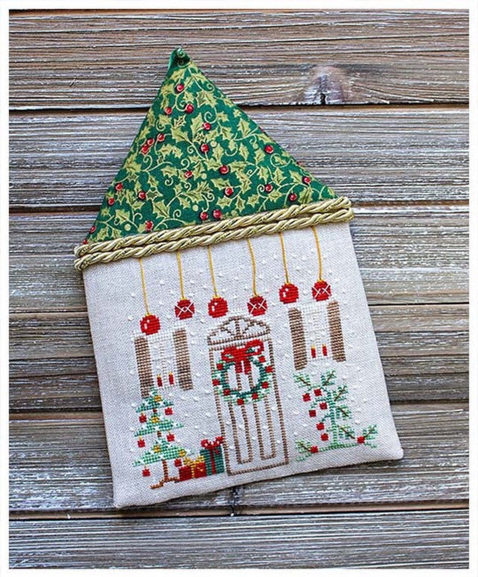 Home for Christmas (#683) | New York Dreamer