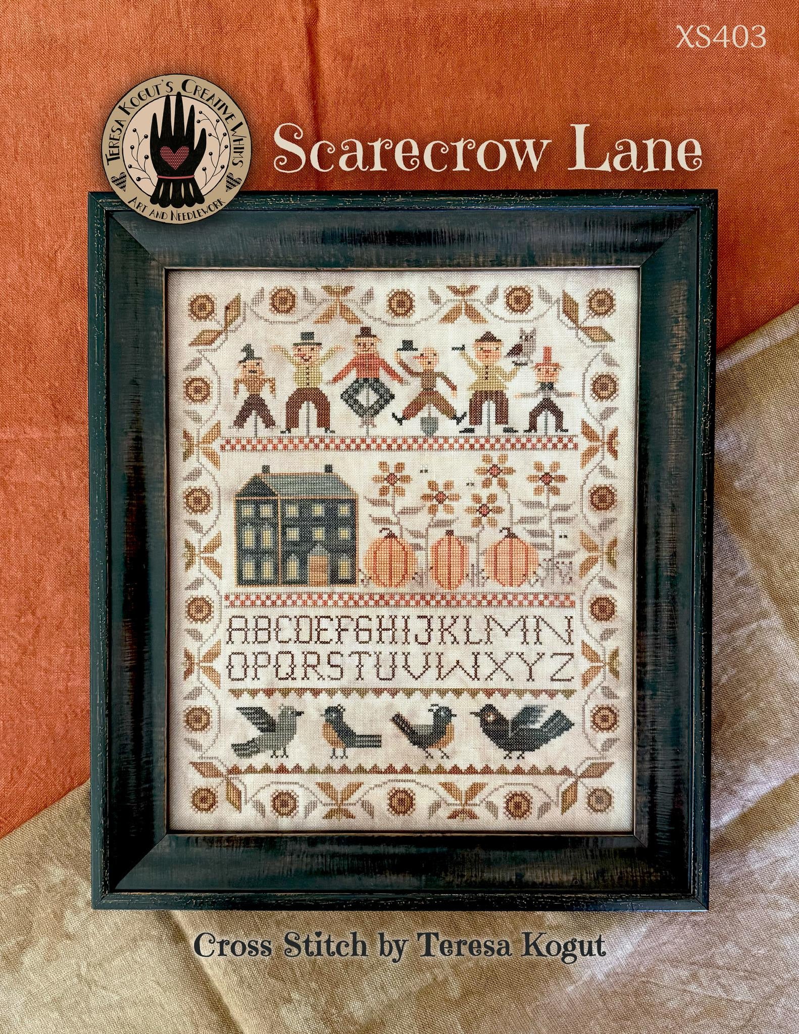 Scarecrow Lane | Teresa Kogut's Creative Whims