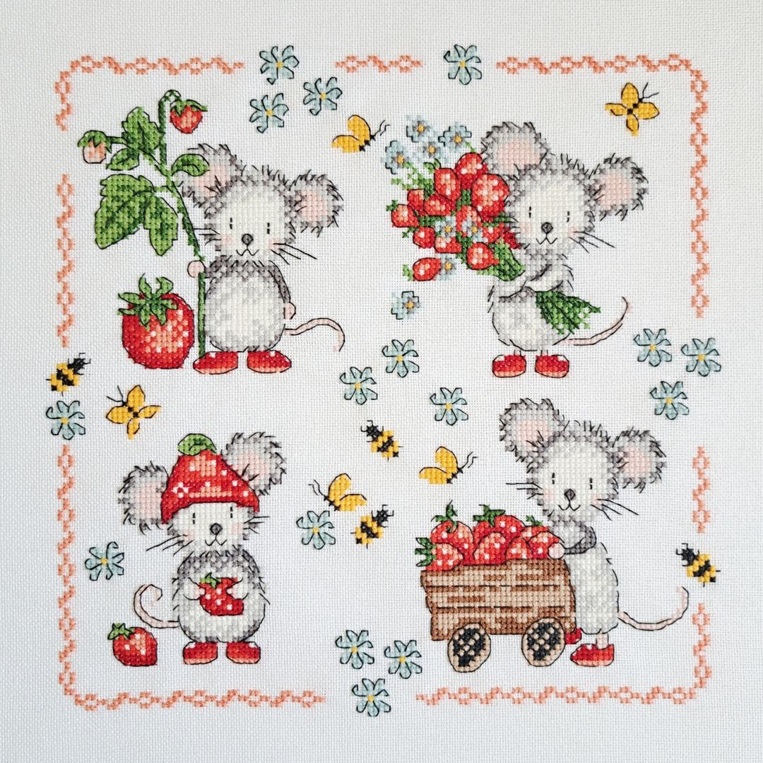 Strawberry Mouse Sampler | Artmishka Cross Stitch