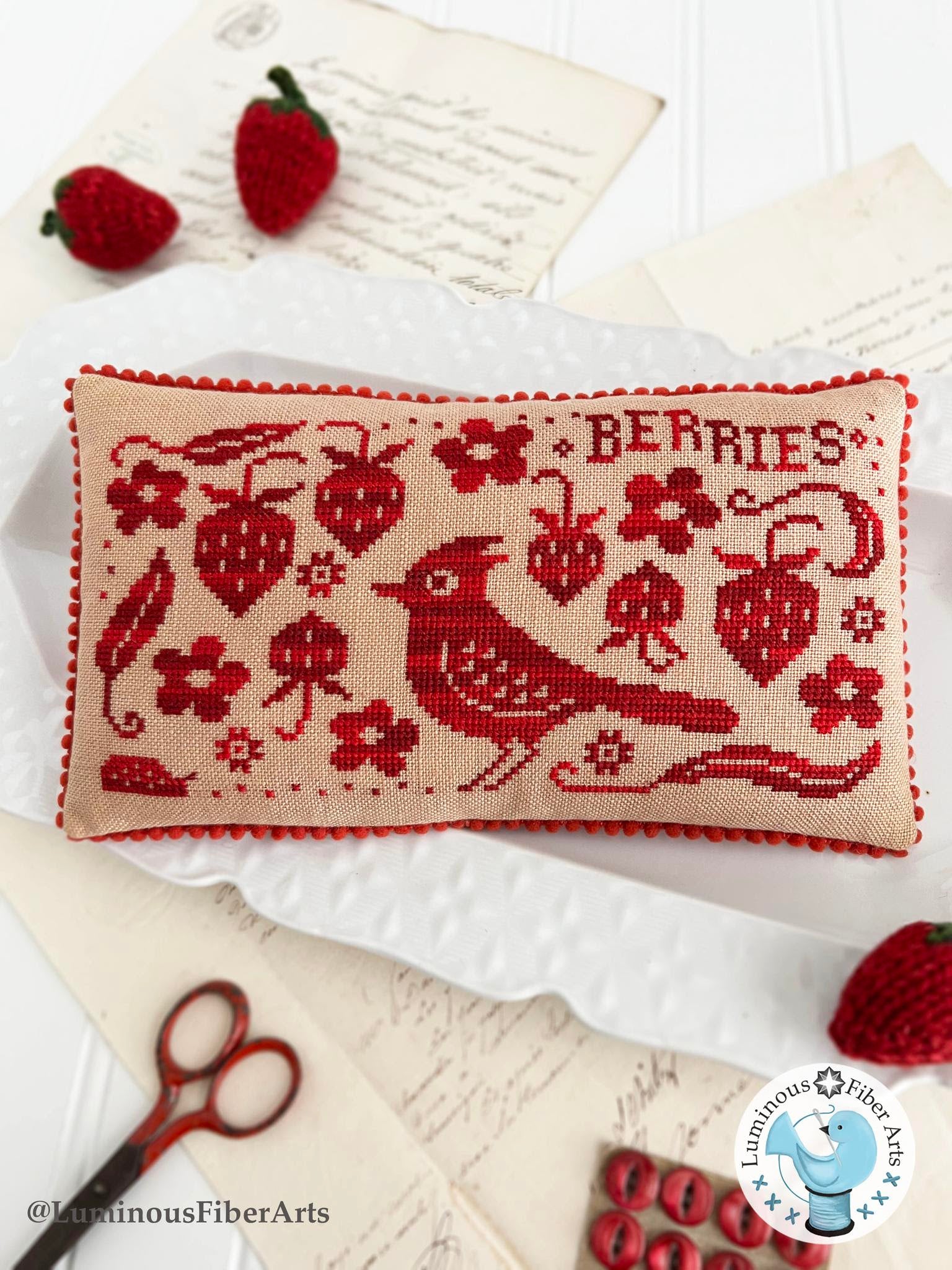 Bird in the Berry Patch | Luminous Fiber Arts