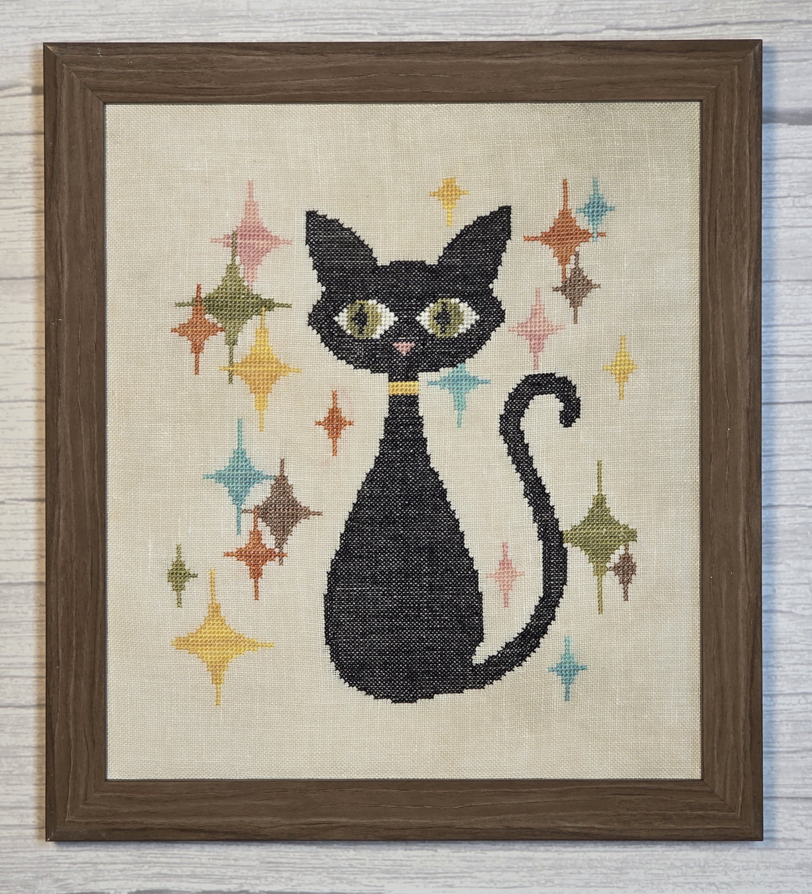 Samantha (Mid-Century Feline) | Wildflower Stitching
