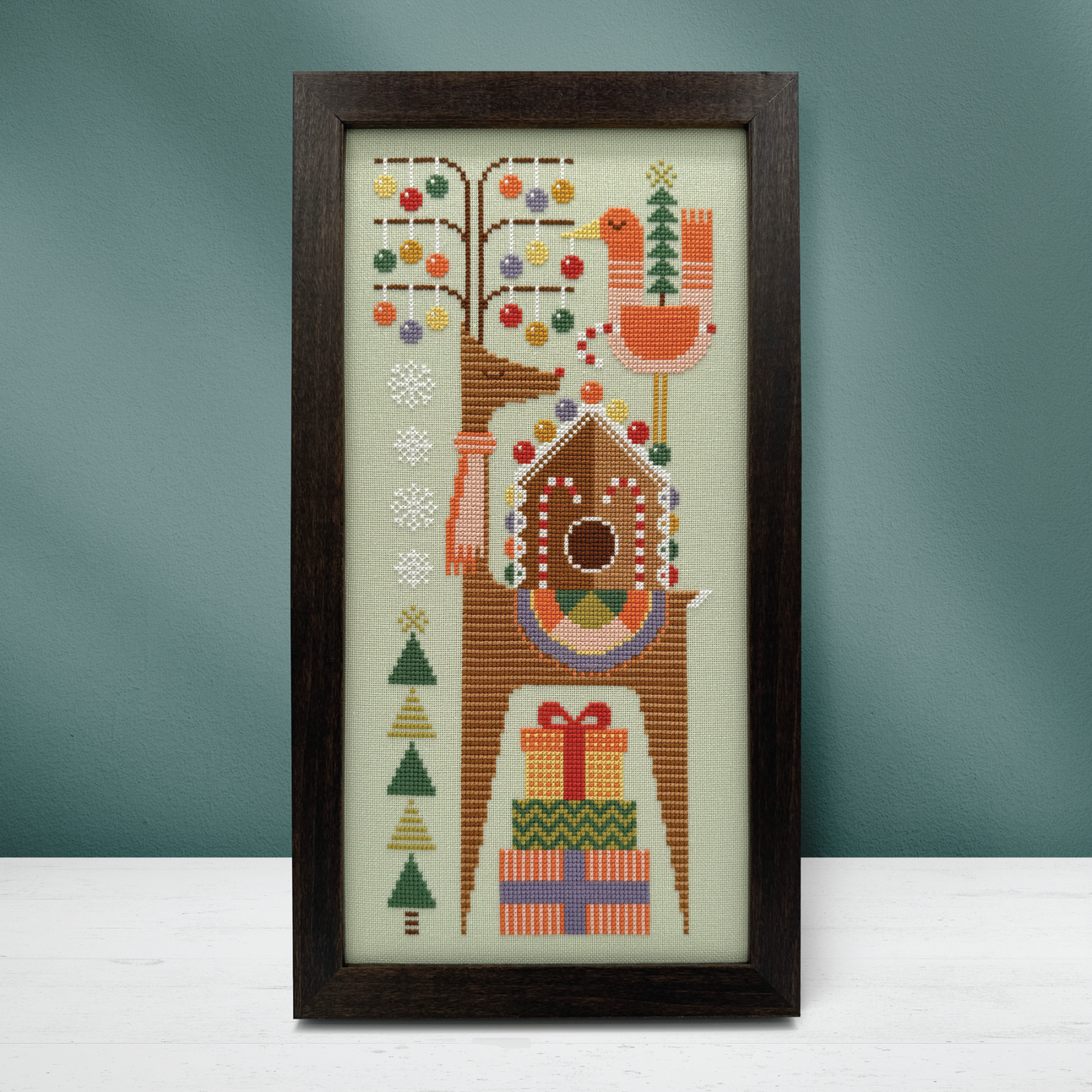 Sugarplum Stag | Boomerang Stitches